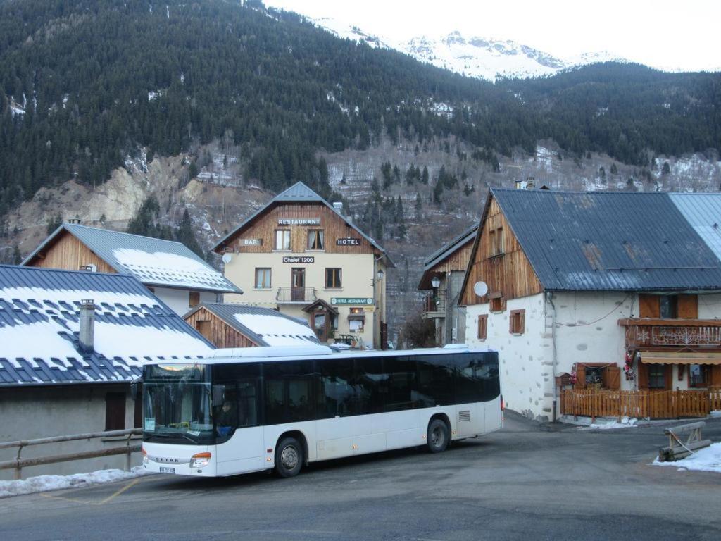 Chalet 1200 Saint-François-Longchamp Exterior foto